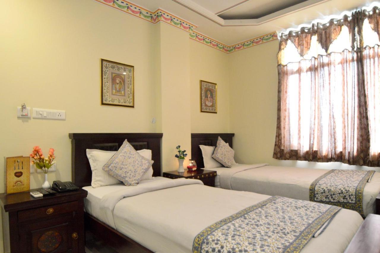 Hotel Surya Garh Джапур Экстерьер фото