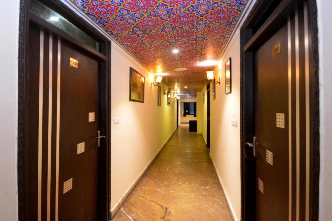 Hotel Surya Garh Джапур Экстерьер фото