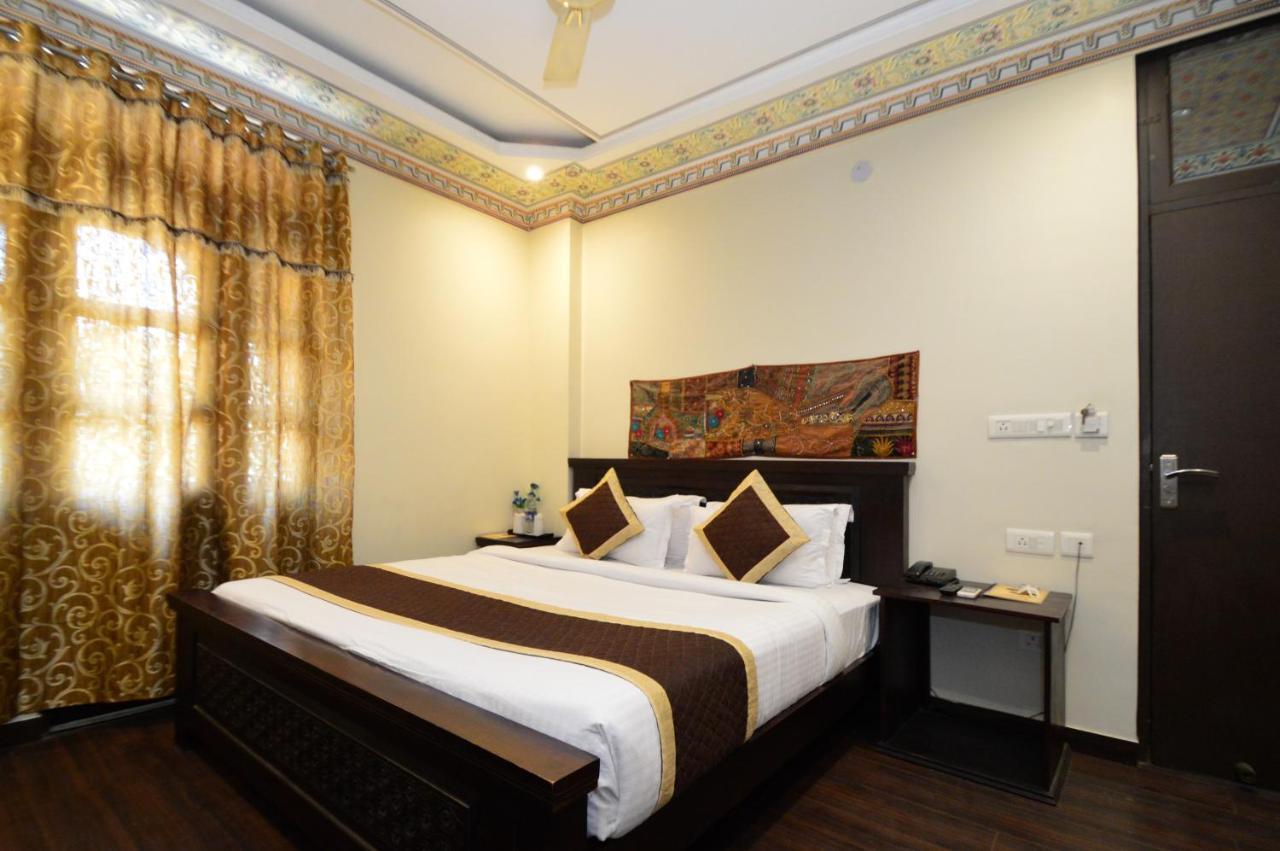 Hotel Surya Garh Джапур Экстерьер фото